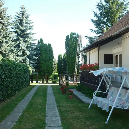 Ferienhaus Holiday 18080 *